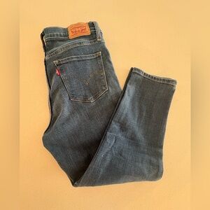Women’s Levi's Shaping Skinny Capri Blue Jeans 28/6